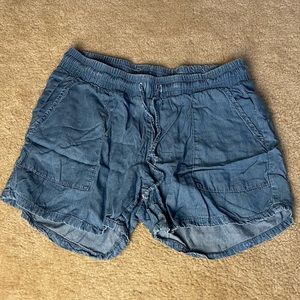Flowy Jean Shorts - Medium